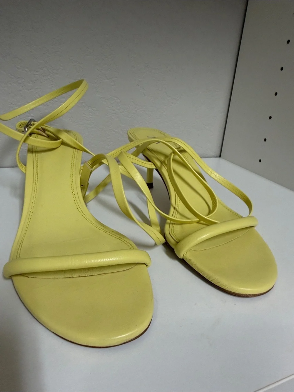 Zara sleek yellow